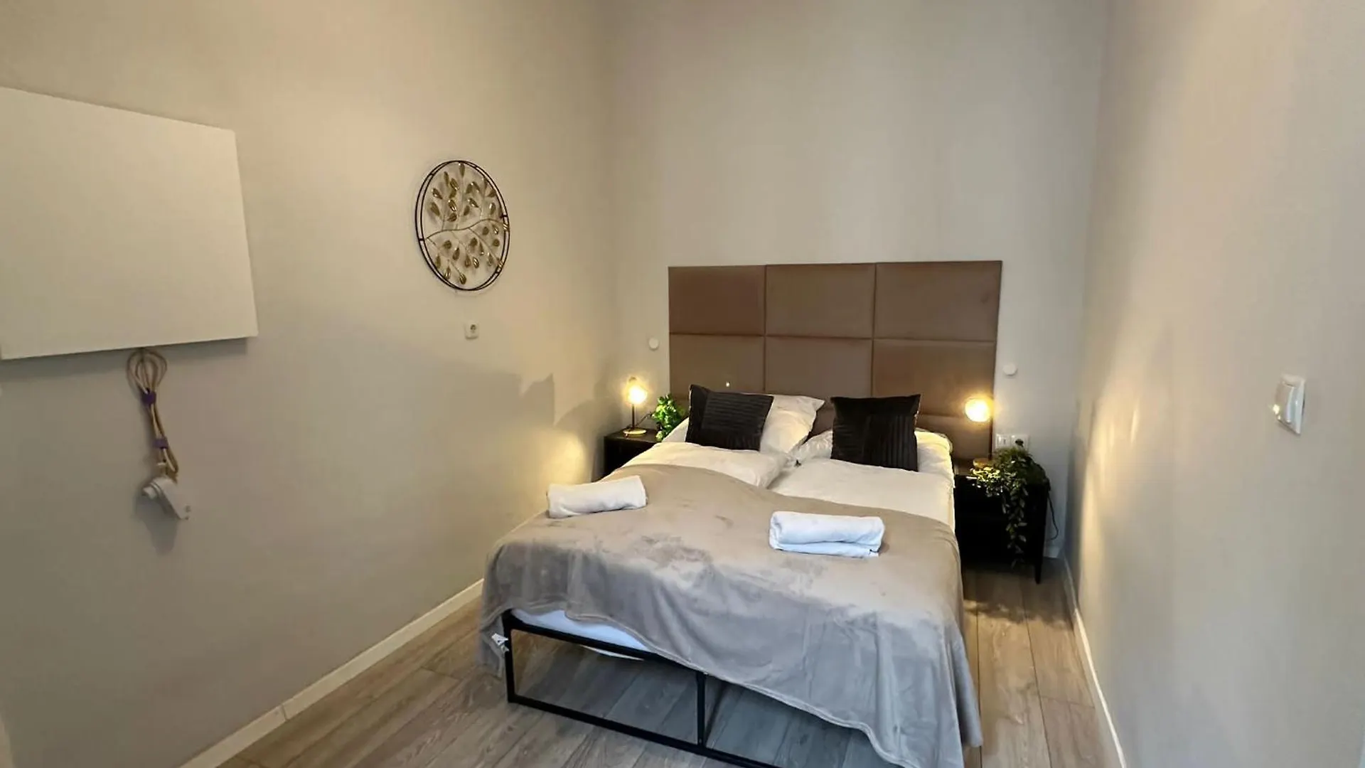 Apartment Budget-Friendly 2+1 Haven: Central Vienna Delight